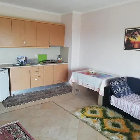 εξοχικο στουσ προποδεσ του ολυμπου Leptokarya (Pieria)